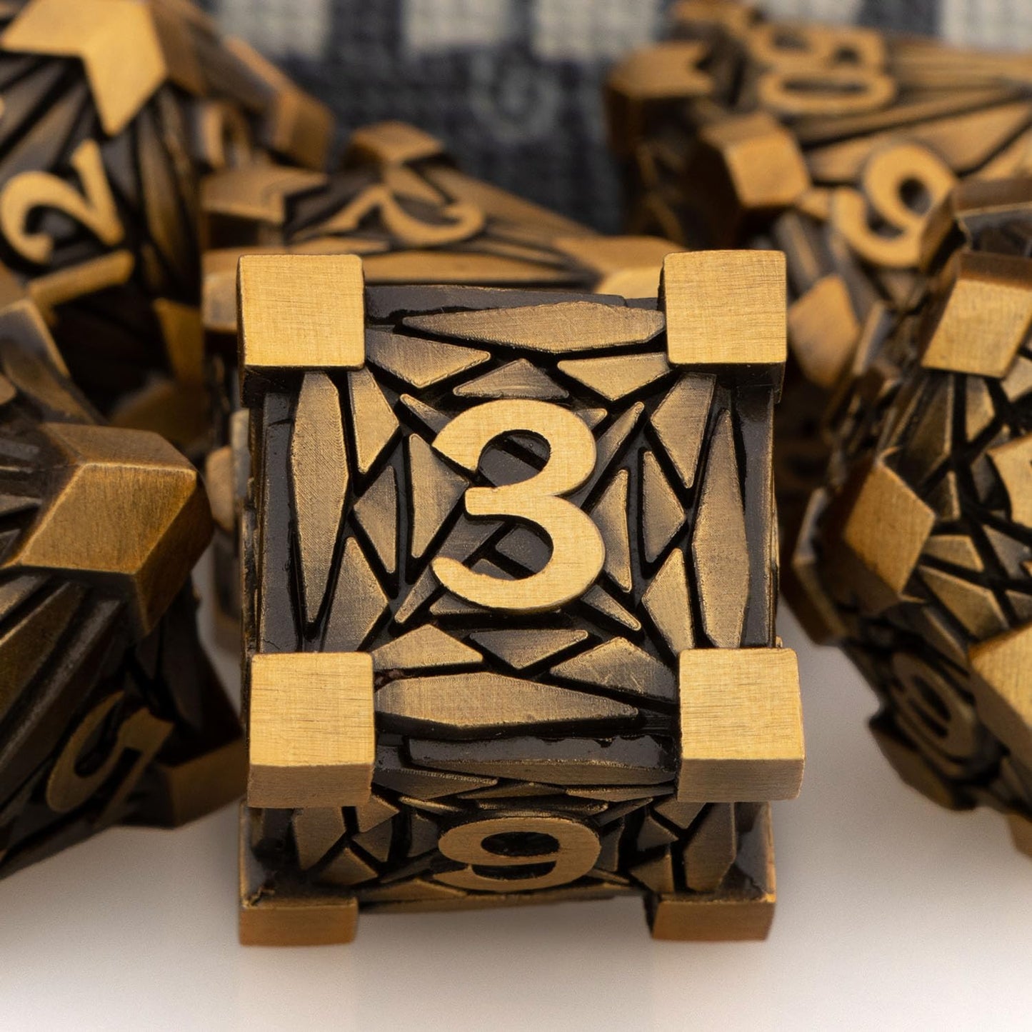 ORIFANTOU 7PCS Metal DND Dice Set Golden D&D Dice with Box, Debris RPG D and D Dice Dungeons and Dragons Role Playing Game Polyh