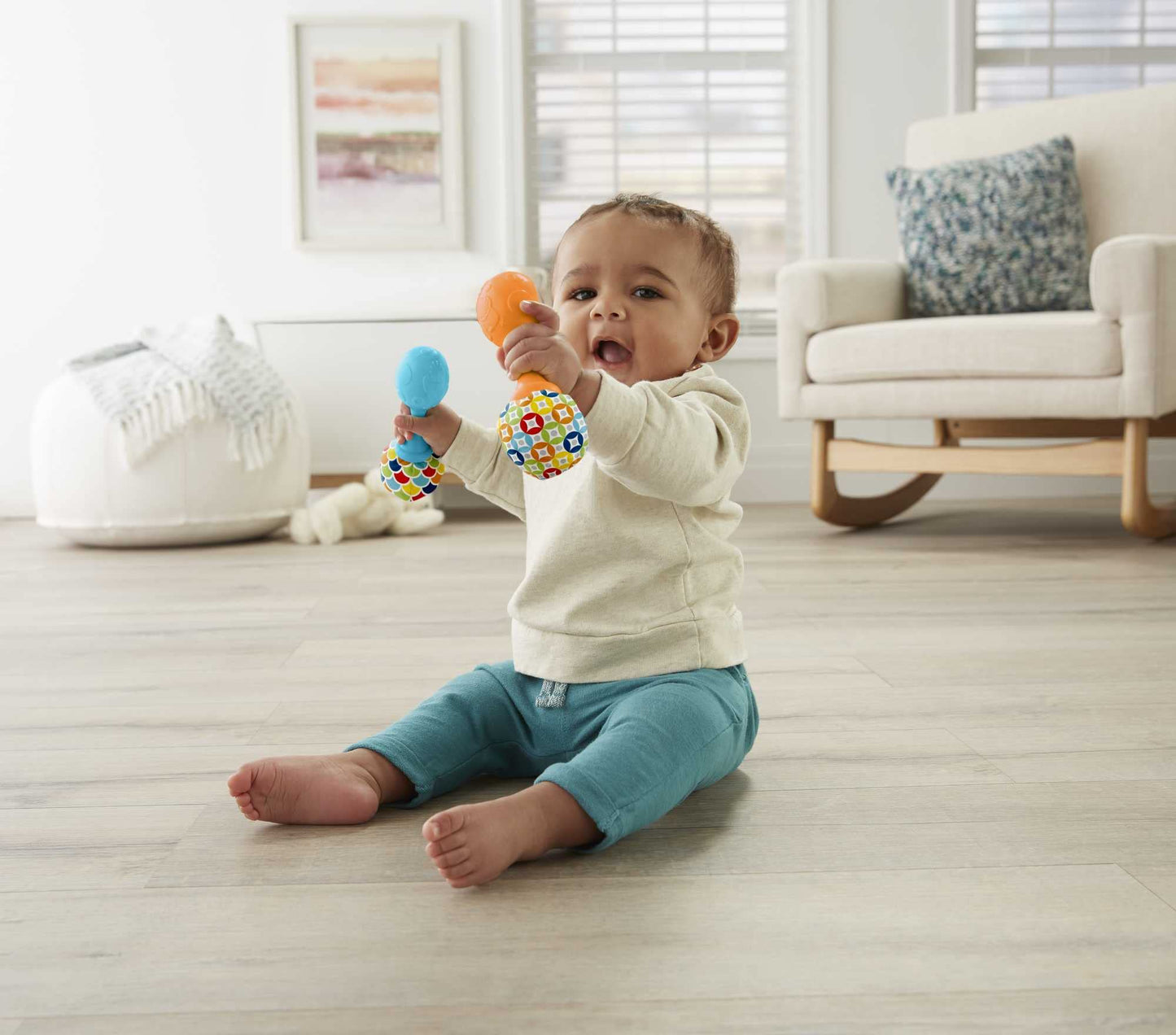 Fisher-Price Rattle 'n Rock Maracas Set - 2 Soft Musical Instruments for Babies 3+ Months, Multicolor, Model FPY65