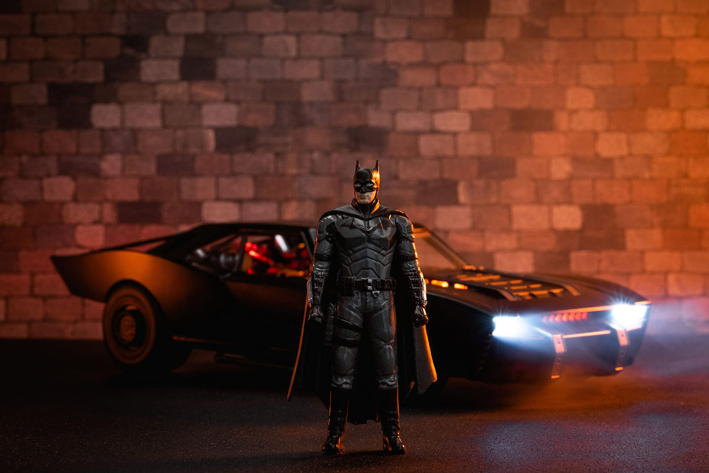 Jada Toys The Batman 1:18 Scale Metal Batmobile Car with Metal Figure, Collecting, Black (253216002), Ages 8 and Up