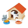 Mentari Toys - Dog & Cat Pet Set - 7pc Wooden Dollhouse Pet Accessories with Kennel, Dog, Cat, Bowls, Bone and Fish - Small Worl