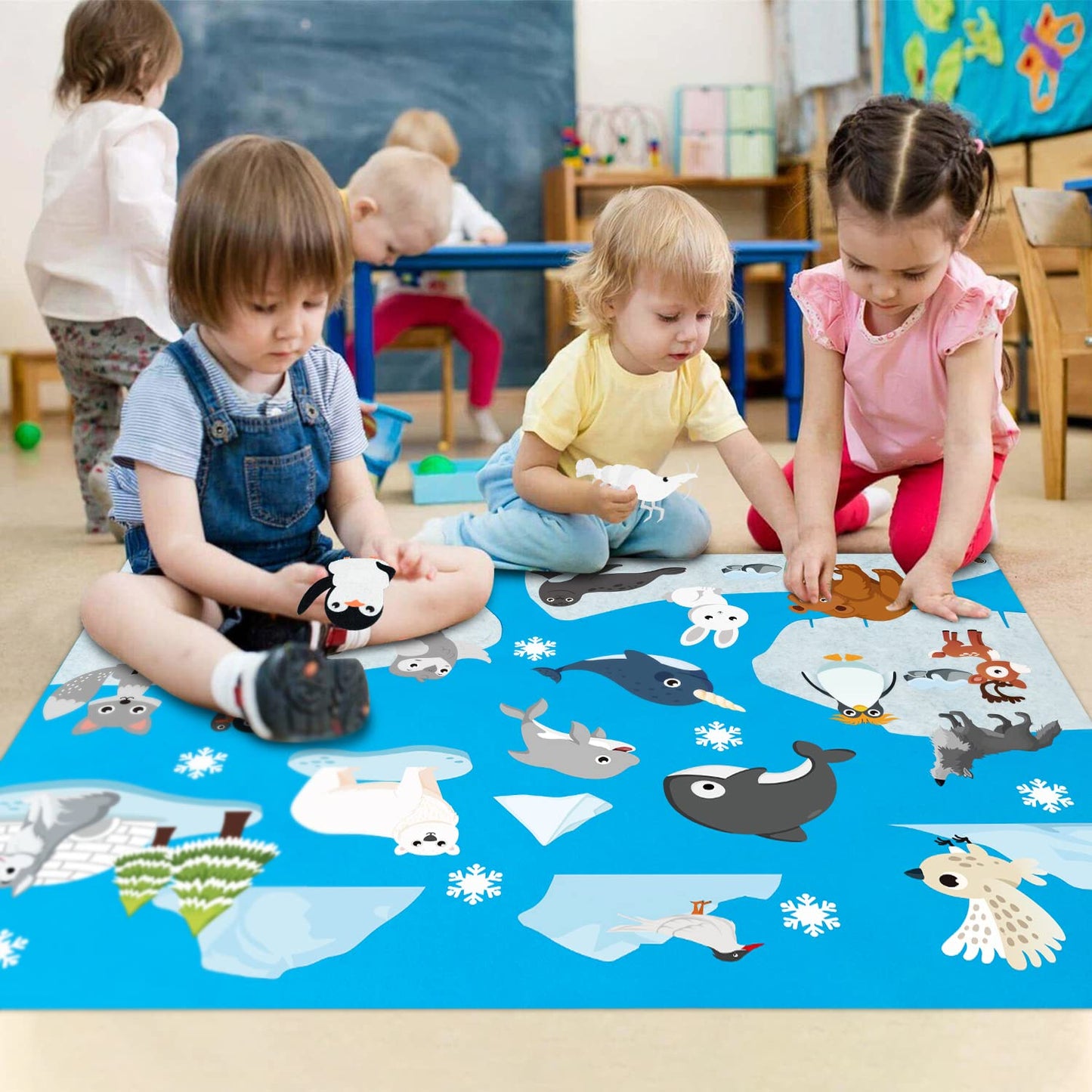 WATINC 46Pcs Polar Animals Felt Board Story Set Arctic Antarctica Ocean Animal Bear Penguin Whale Preschool Large Wall Storyboar