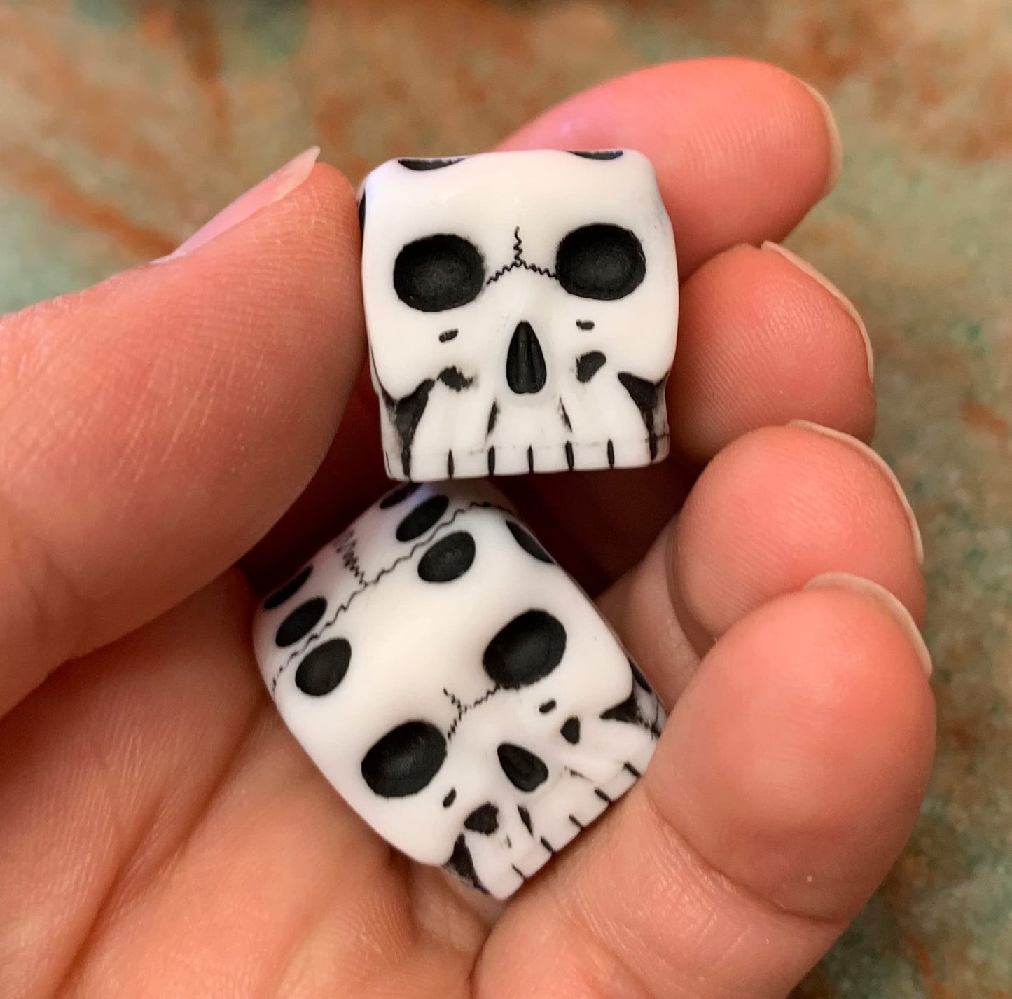 Sterling Kisses Skull Dice - Pair of Skull Shaped 6 Sided Dice