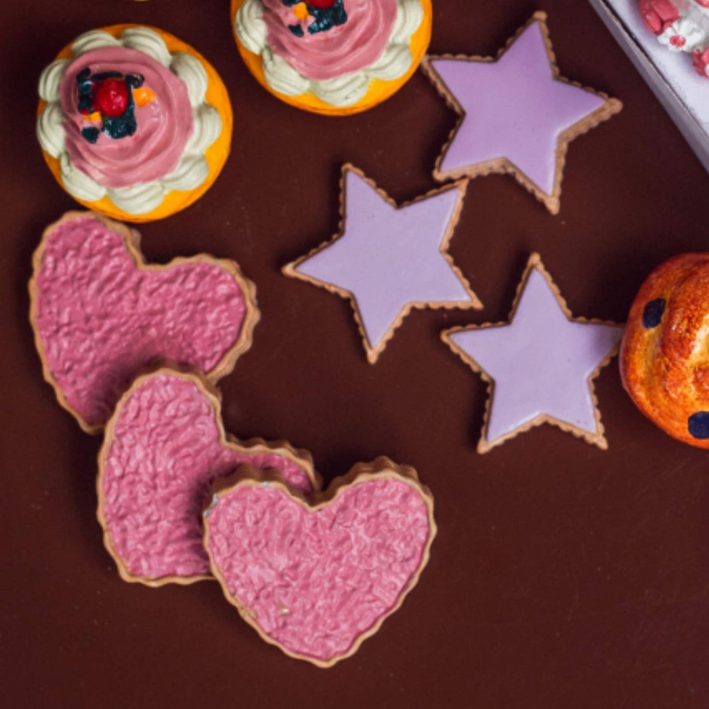 The Queen'S Treasures 18 Inch Doll Food And Accessories, Bakery Collection 6 Piece Hearts And Stars Shaped Frosted Sugar Cookies, Compatible With American Girl Pastry Bake Shop & Kitchen Furniture