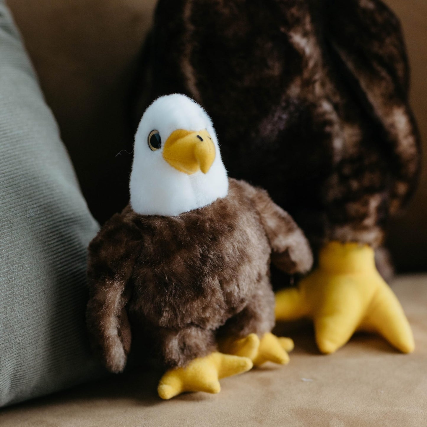 The Petting Zoo Eagle Plush Toy - 6" Brown Stuffed Animal, Soft Plush, Kids Gift, Model 421027