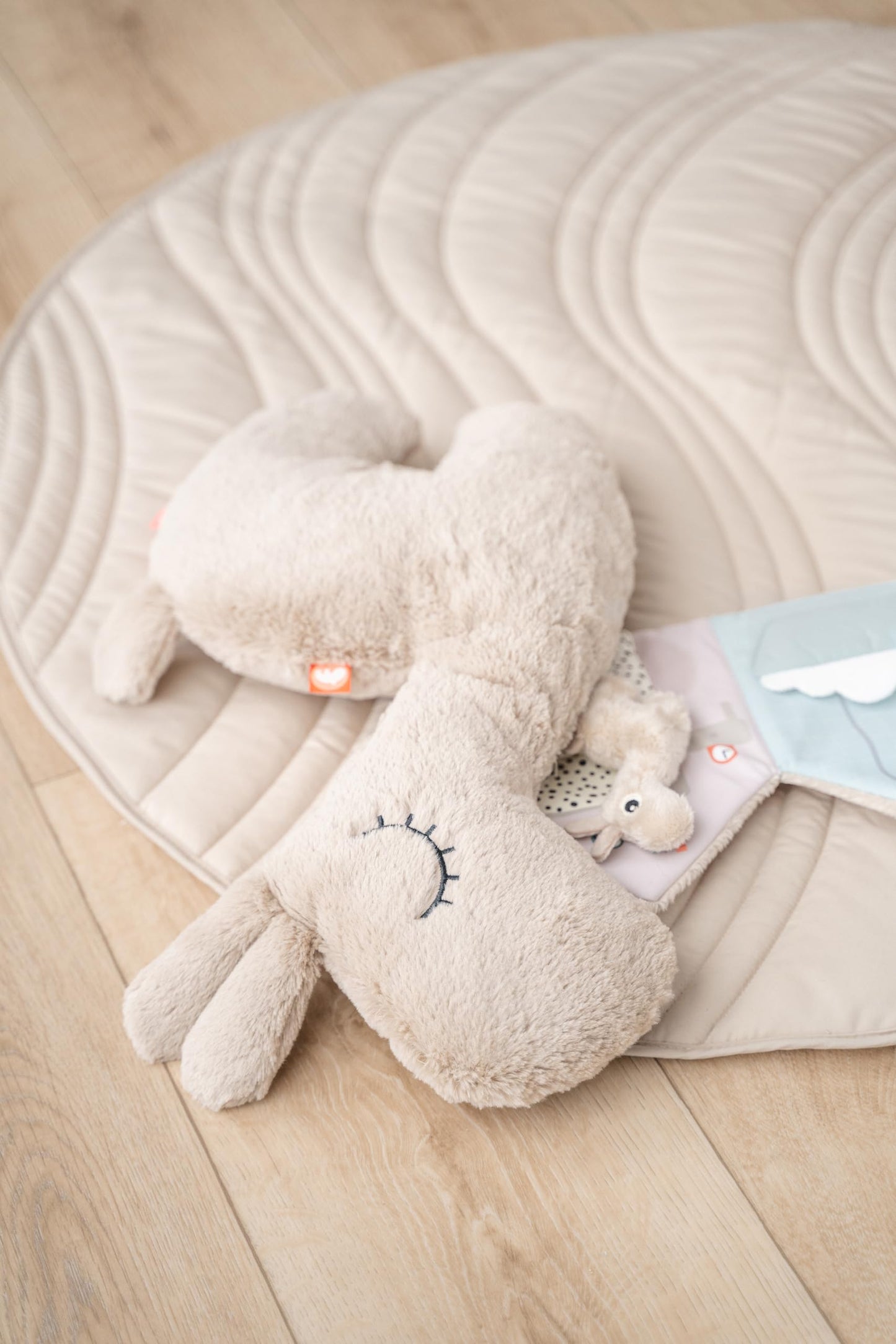 Done By Deer Baby Cuddle Friend Lalee - Super Soft And Cuddly Llama Plush Toy For Kids - Fluffy Stuffed Animal - Perfect Compani