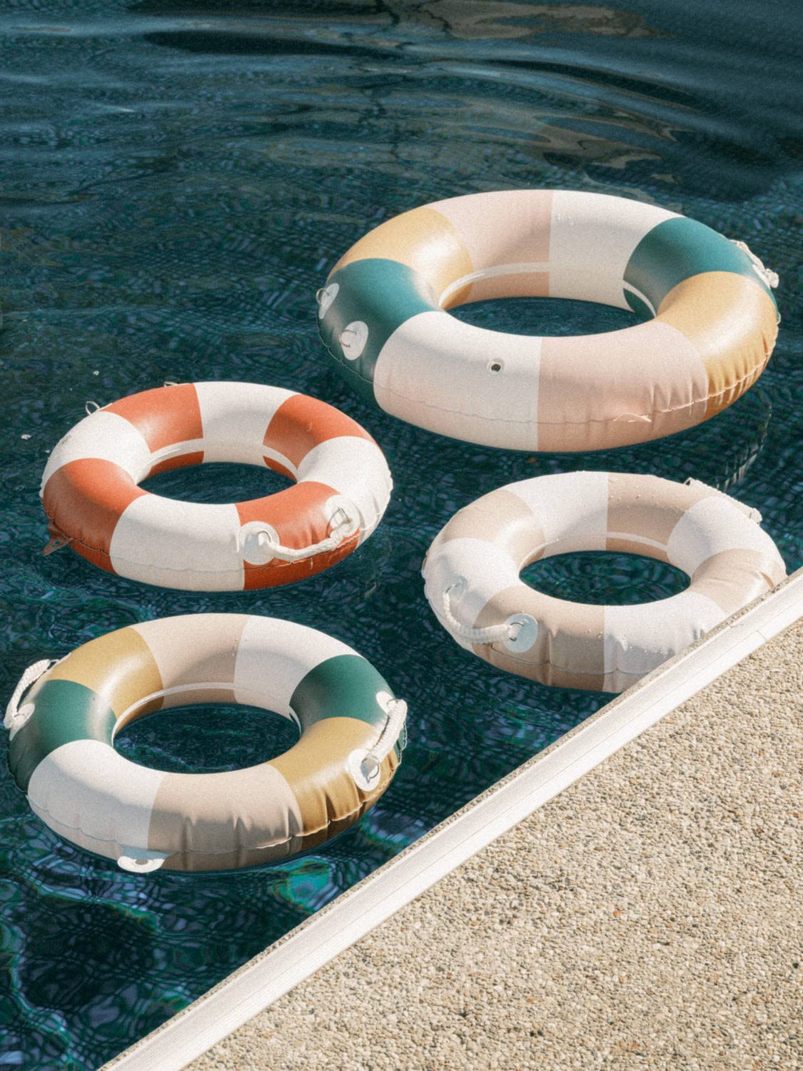 Business & Pleasure Co. Classic Pool Float - Vintage Inflatable Pool Ring For Kids - Dusty Pink - S/M