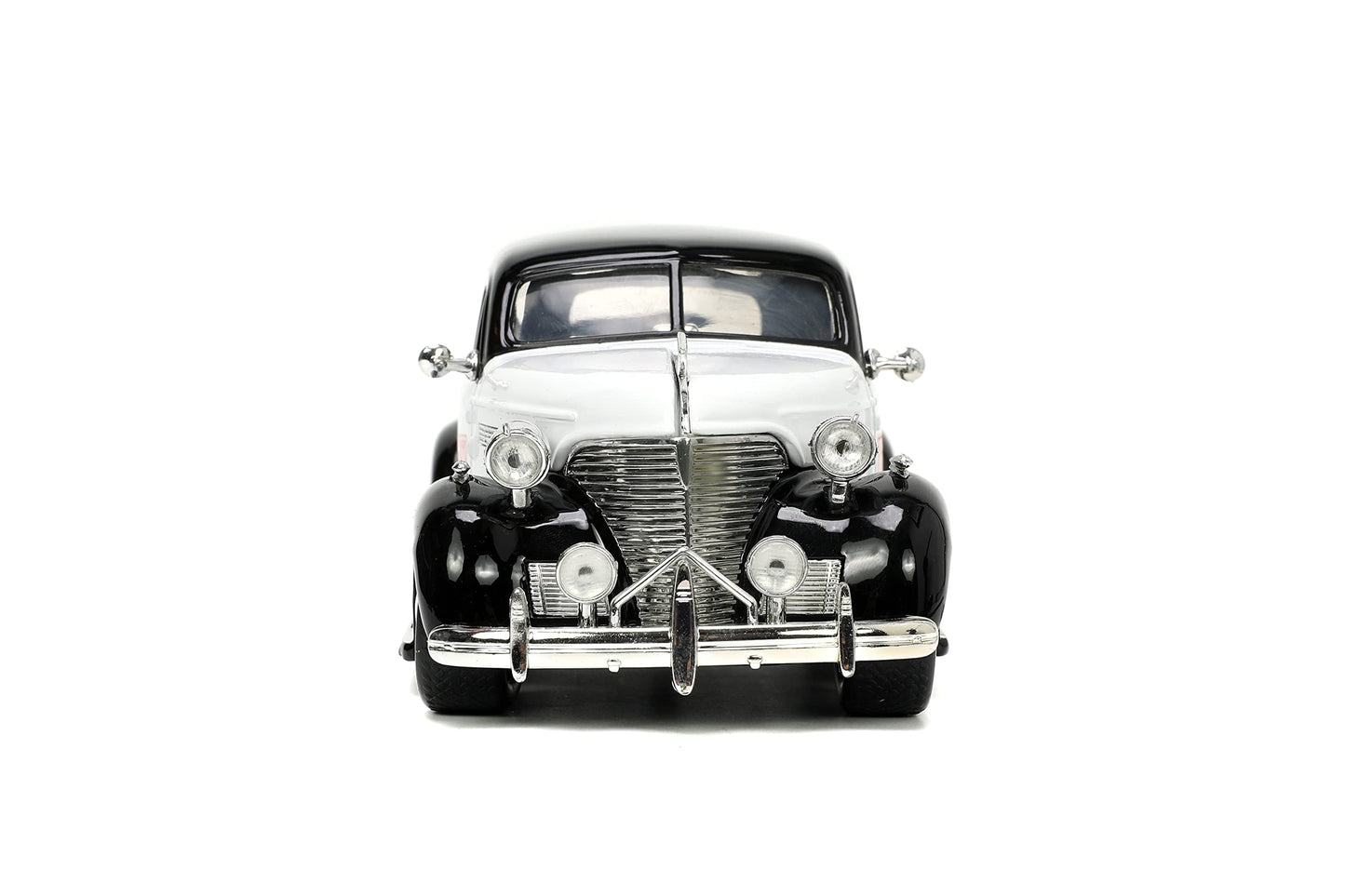 Jada Toys Mr. Monopoly 1:24 1939 Chevrolet Master Deluxe Die-cast Car w/ 2.75 Rich Uncle Pennybags Figure  Toys for Kids and mature-themeds (33230)