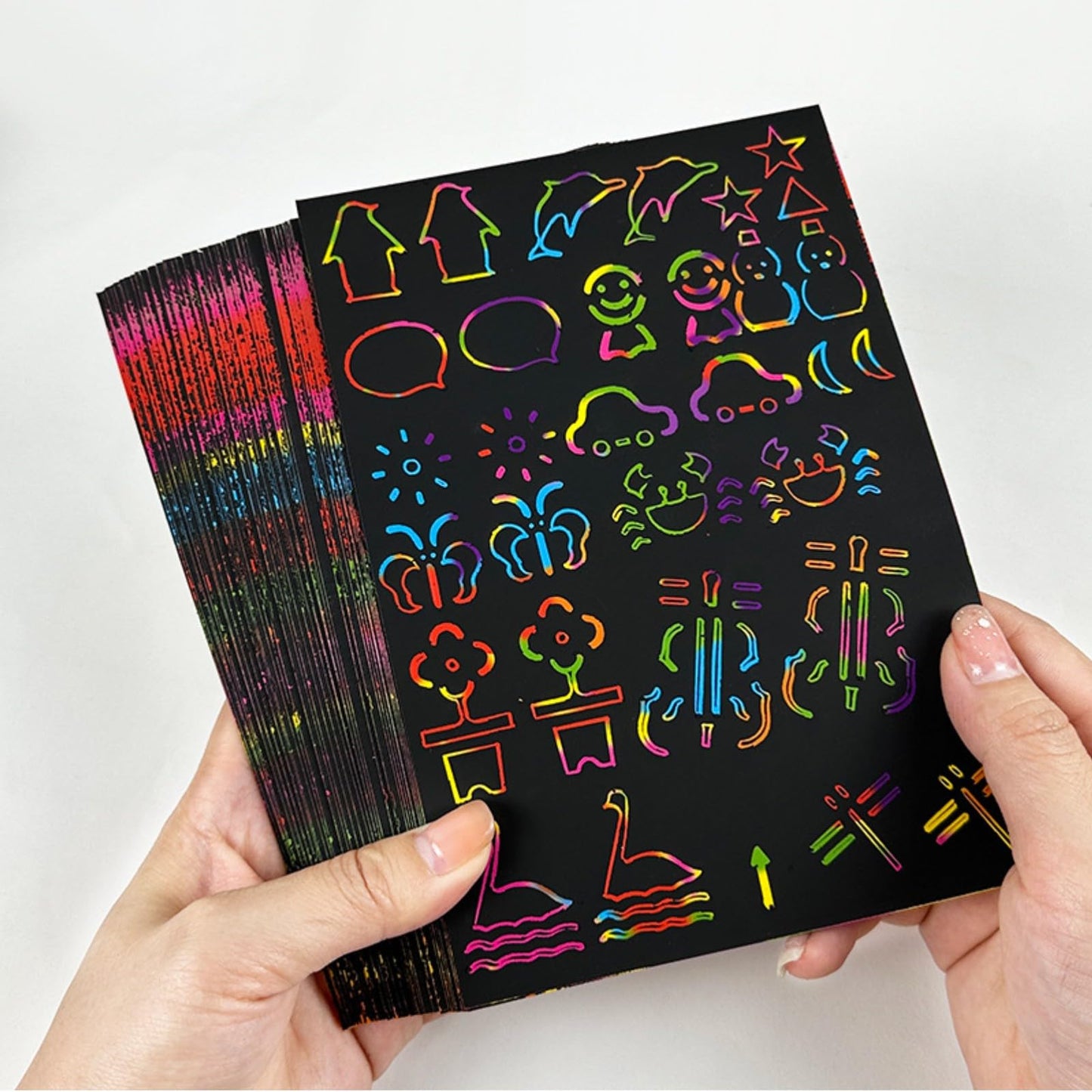 Cityrosy 32 pcs Drawing Stencils,Rainbow Scratch Paper for Stencils, Kids Activity Kit,Suitable for Classroom,Birthday,Party