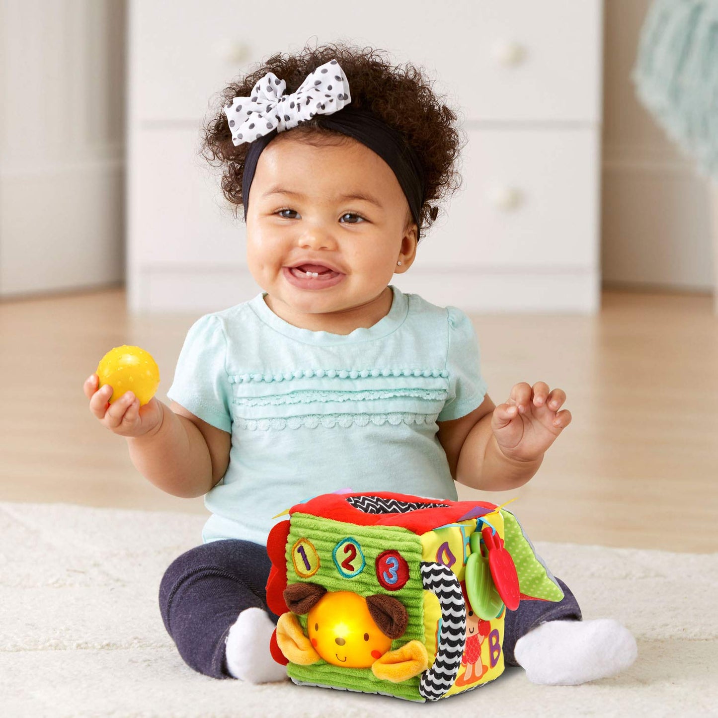 VTech Soft and Smart Sensory Cube - Medium Multicolor Plastic Toy, Model 80-528200