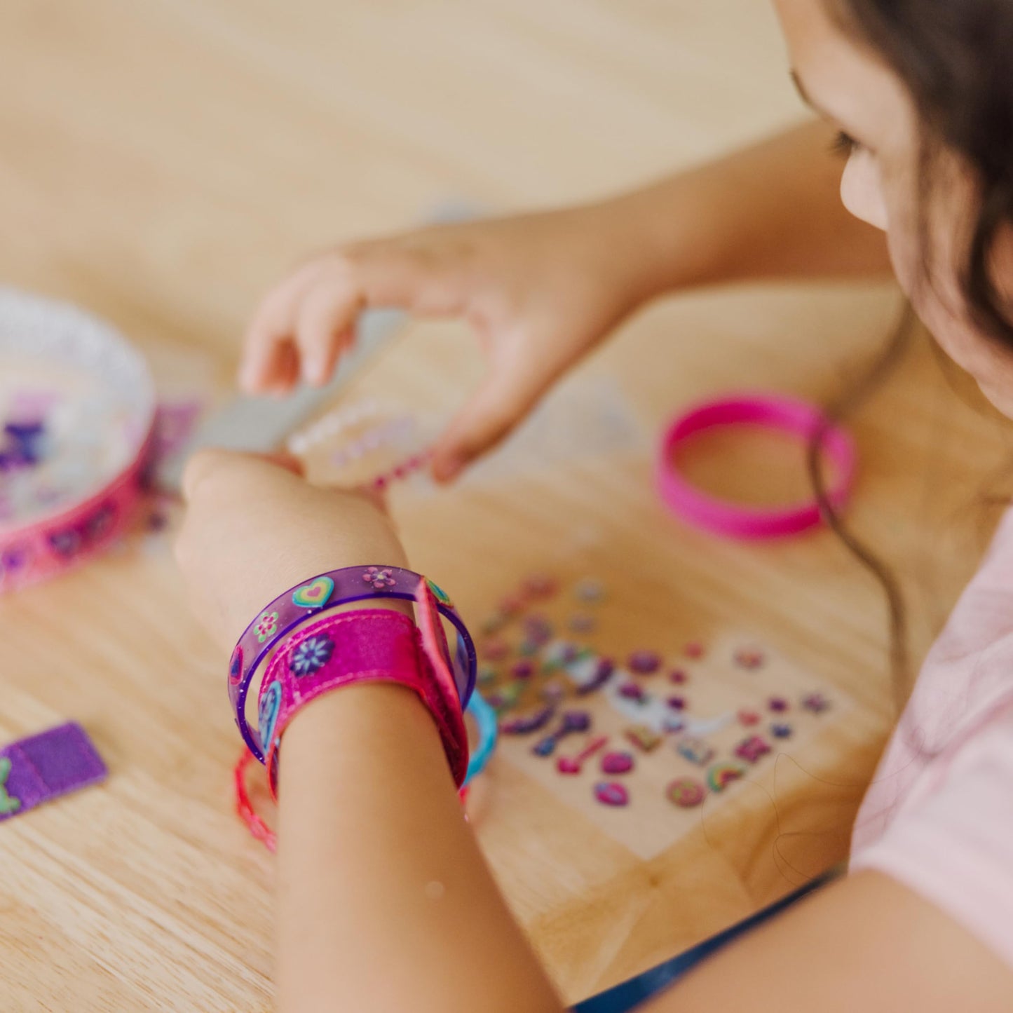 Melissa & Doug Design-Your-Own Bracelets Kit with 100+ Stickers, Multicolor, One Size, Model 4217