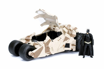 Jada Toys 1: 24 Scale The Dark Knight Batmobile Die-Cast Vehicle With Batman Figure, Multicolor
