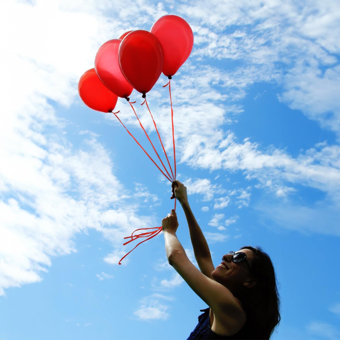 Emart 100Pcs Red Balloons 12 Inch With Ribbon, Latex Helium Quaility For Birthday, Wedding, Baby Shower, Graduation, Christmas Decor