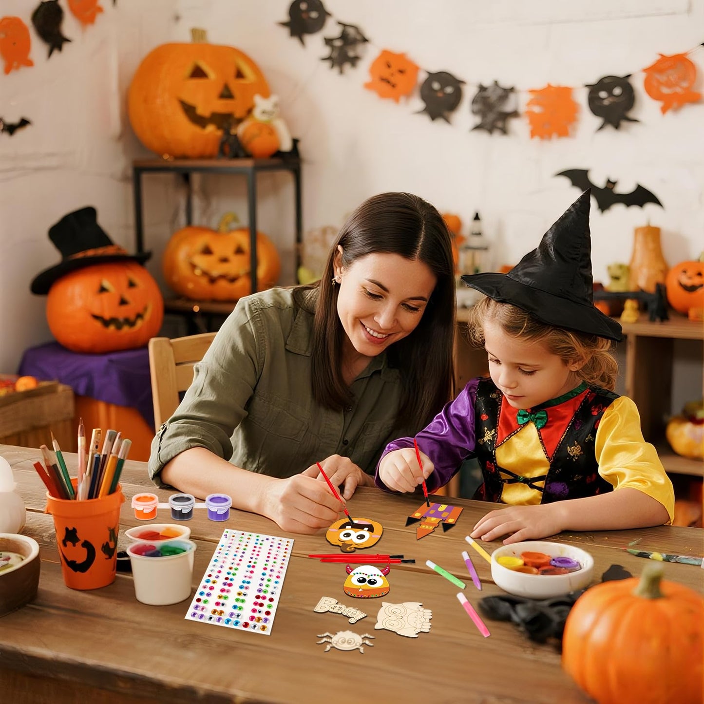 Bafeil 24 Pcs Halloween DIY Wooden Magnets to Paint, Halloween Glow in The Dark Wood Painting Crafts, Fridge Magnets Craft Kits