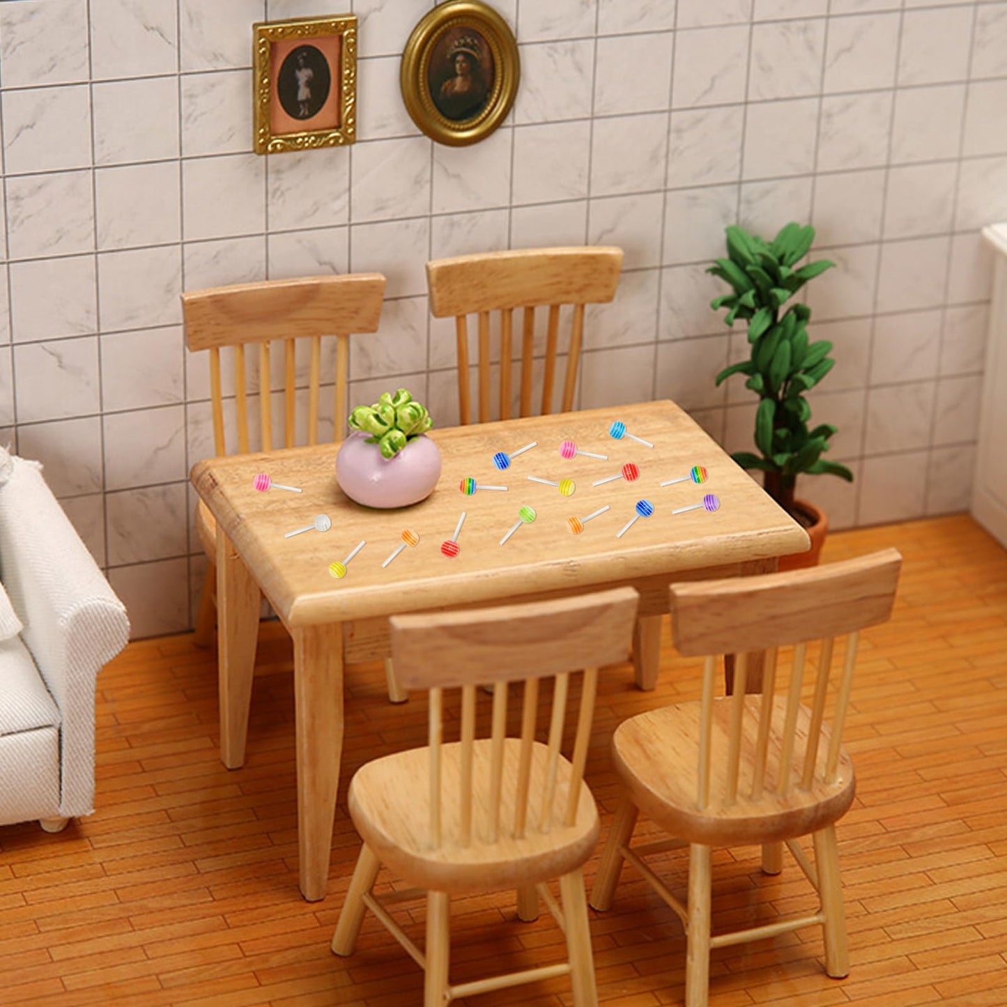 WOZADU 200 PCS Mini Resin Lollipop Figurines for Crafts Luminous Tiny Resin Animal Miniature Things for Dollhouse Fairy Garden Micro Landscaping Decoration Cake Toppers Decor