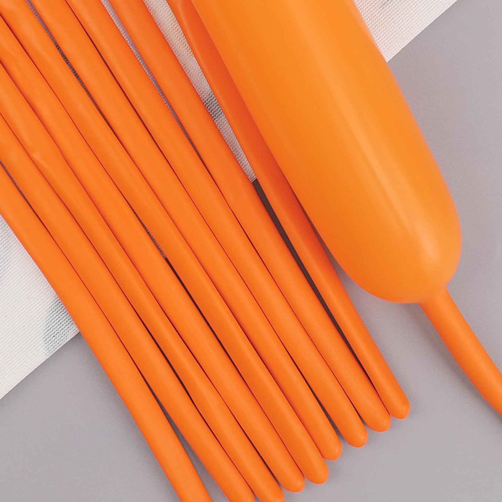 260 Balloons Orange, Thickened 100 Pack Long Balloons Twisting Skinny Magic Balloons For Balloon Arch Animals Clown Kids Birthda