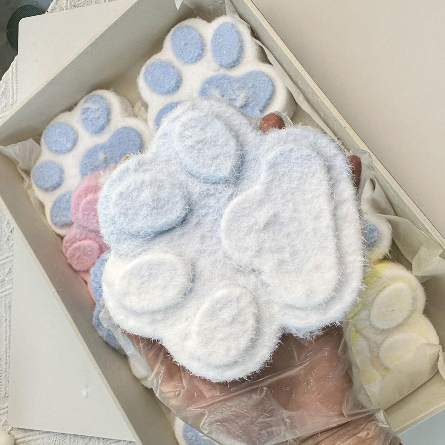 Wownova Cat Paw Squeeze 5 Inch Super-Sized, Bouncy Big Squeeze Cat Paw, Stretch Cute Cat Squeeze For Fidget, Springy Squeeze Cat Paw Toys For Girls Women Friends Kids Family (Blue-White)