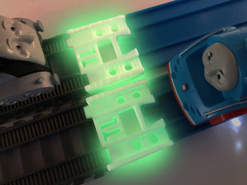 Trainlab Adapters Compatible With Trackmaster (2014+) And Plarail Train Tracks (2Pc) (Nitebrite)