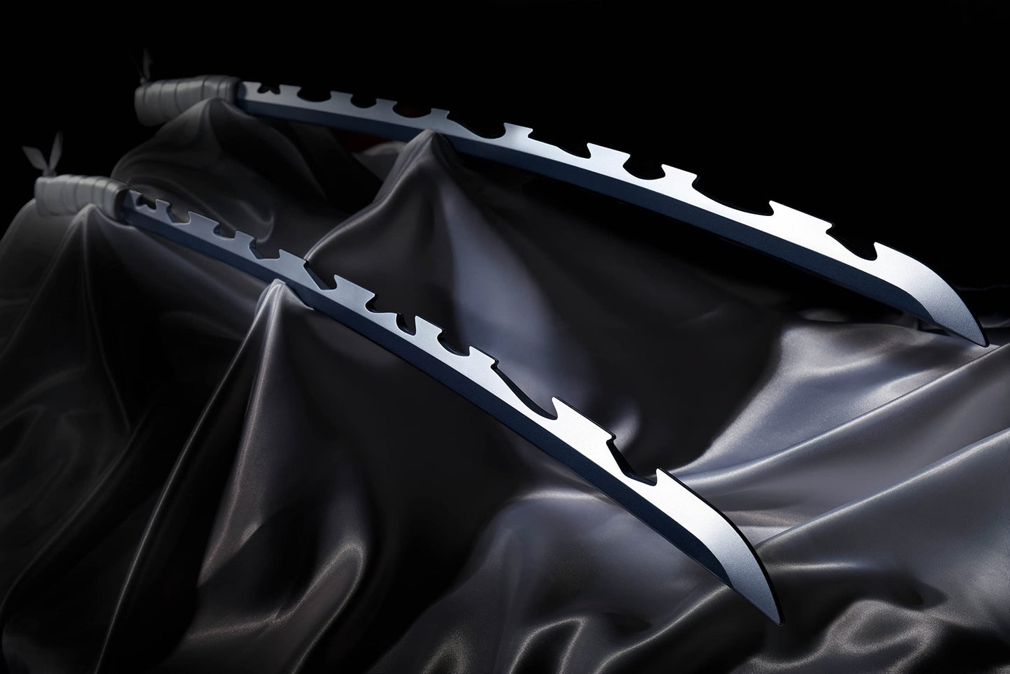 Tamashi Nations - Demon Slayer: Kimetsu no Yaiba - Nichirin decorative replica blade (Inosuke Hashibira)  Bandai Spirits PROPLICA