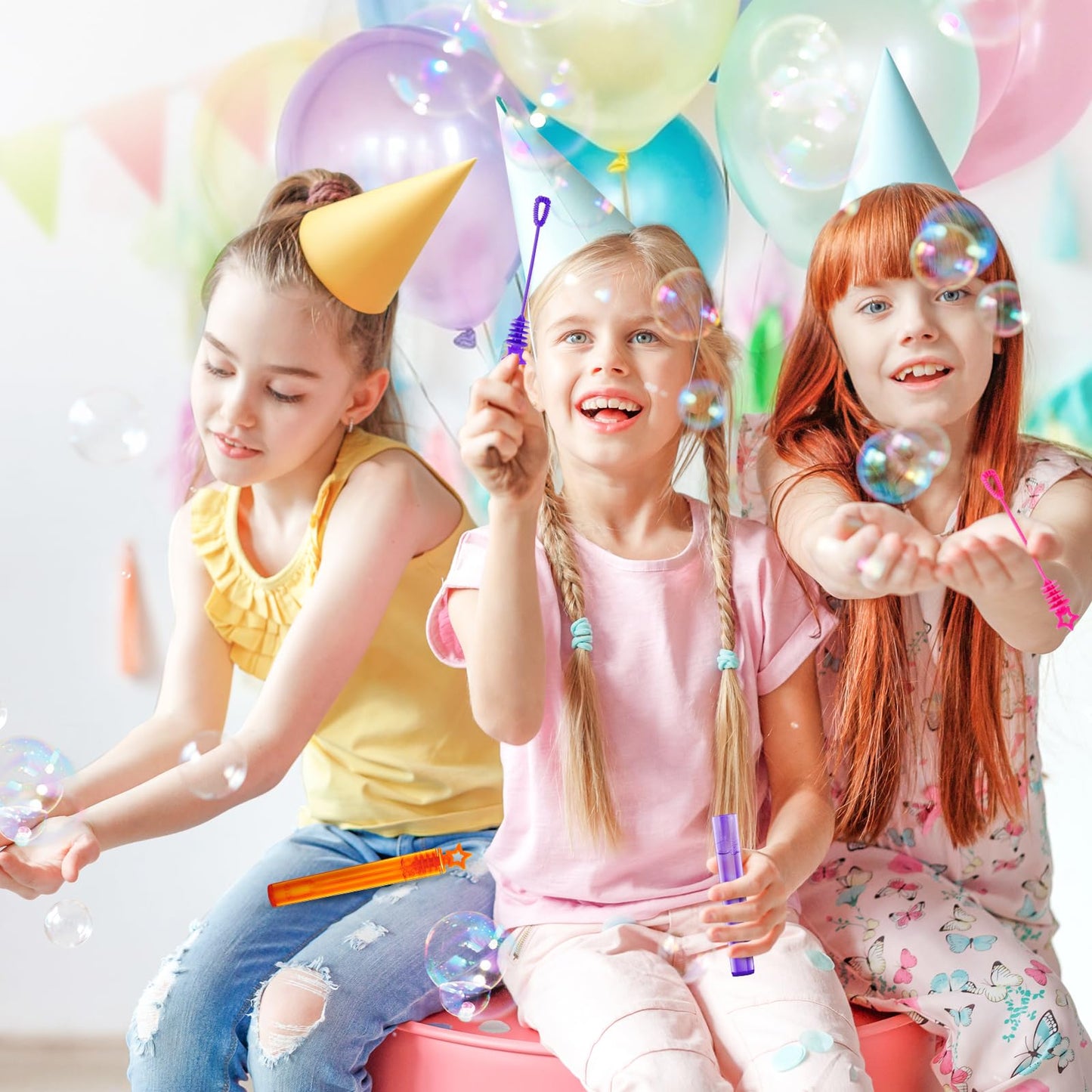36 Pieces Mini Bubble Wands,Bubble Party Favors Assortment Toys For Kids,Themed Birthday, Halloween, Goodie Bags, Carnival Prize