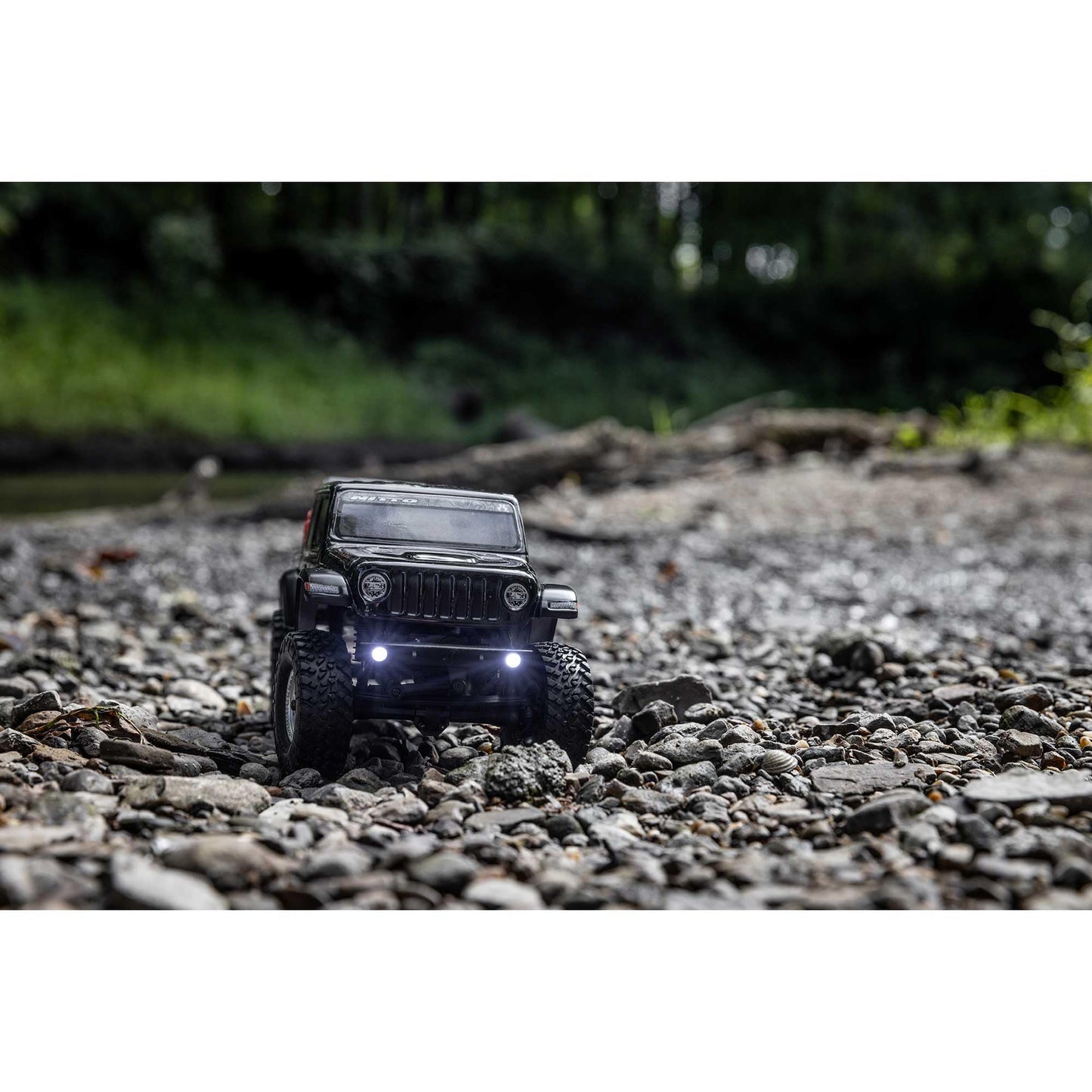 Axial RC Truck SCX24 Jeep Gladiator 4 Wheel Drive Rock Crawler Brushed RTR (Nothing Needed to Complete Ready-to-Run), Black, AXI