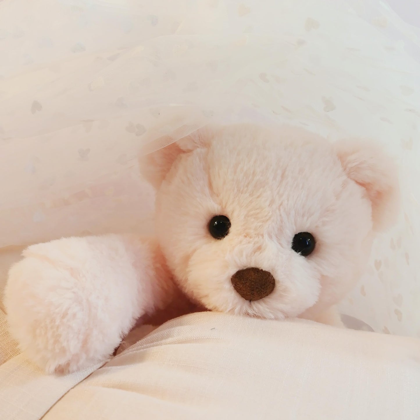 Mikee Fluffie Teddy Bear Stuffed Animal, 9'' Small Teddy Bear, Cute Soft Stuffed Animals for Girls Kids, Valentines Plush Bears