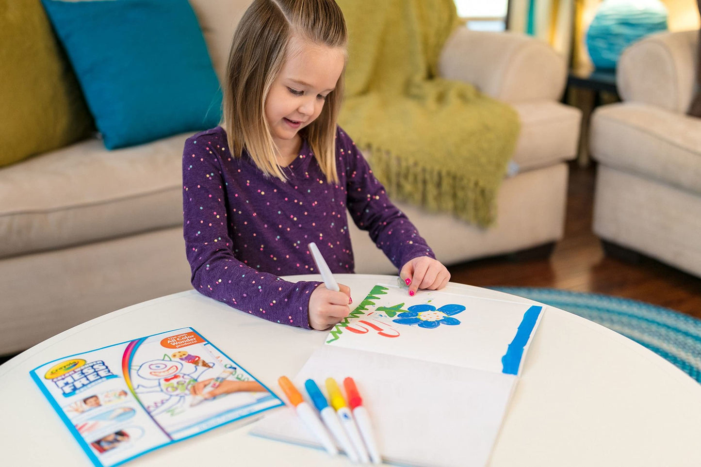 Crayola Color Wonder Paintbrush Pens & Paper Set - 6 Piece Mess Free Coloring for Toddlers, Arts & Crafts Gift in Orange, Green, Red