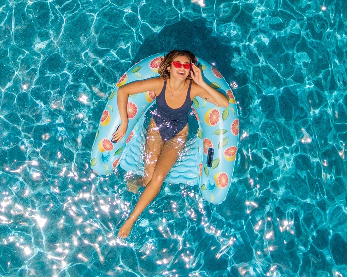 PoolCandy Sun Chair Water Raft, Multiple Chair Styles (Grapefruit Print Sun Chair Pool Float)