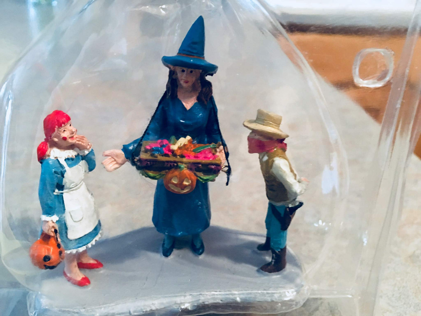 Lemax Spooky Town Sweet Treats # 52310