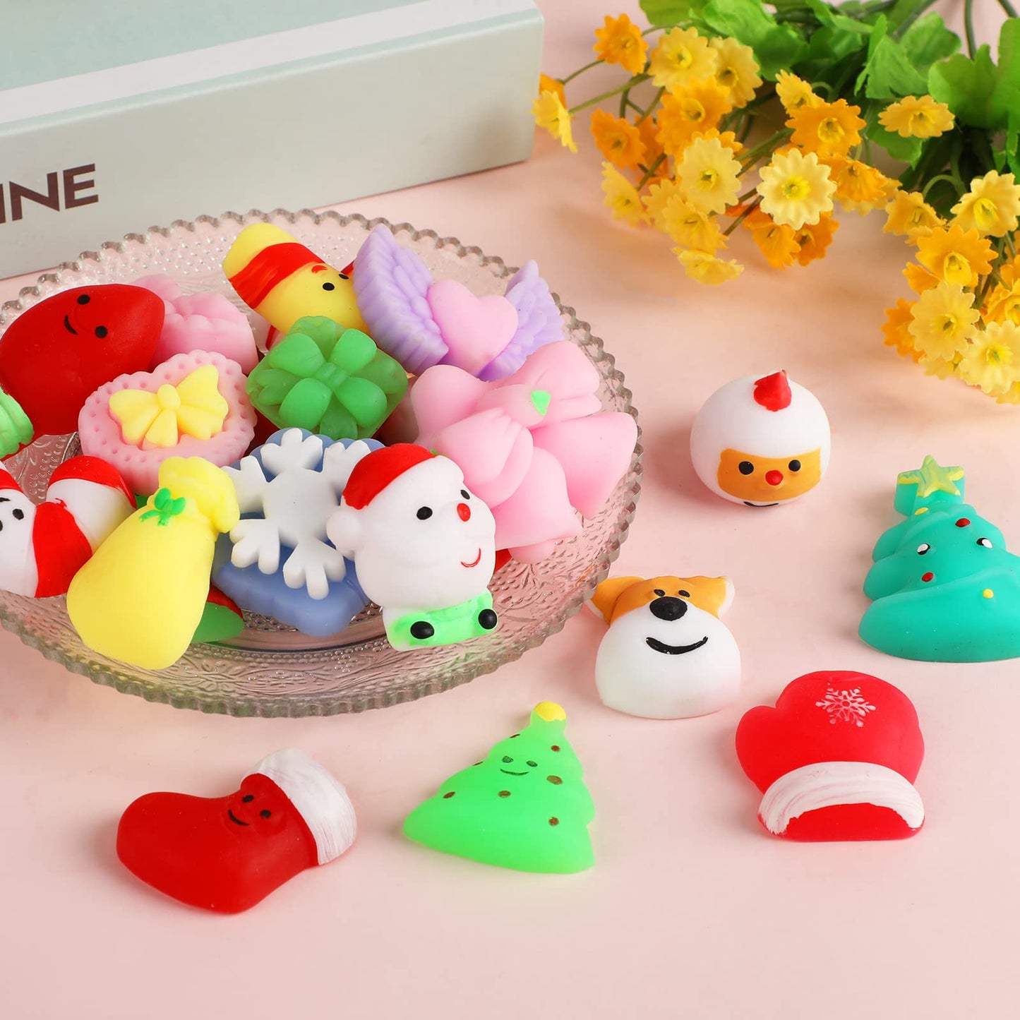 KINGYAO Squishy Fidget Toys, Mini Mochi Squishies 24 Pcs Party Christmas Mochi Favors for Kids Kawaii Snow Man Squishy Stress Re