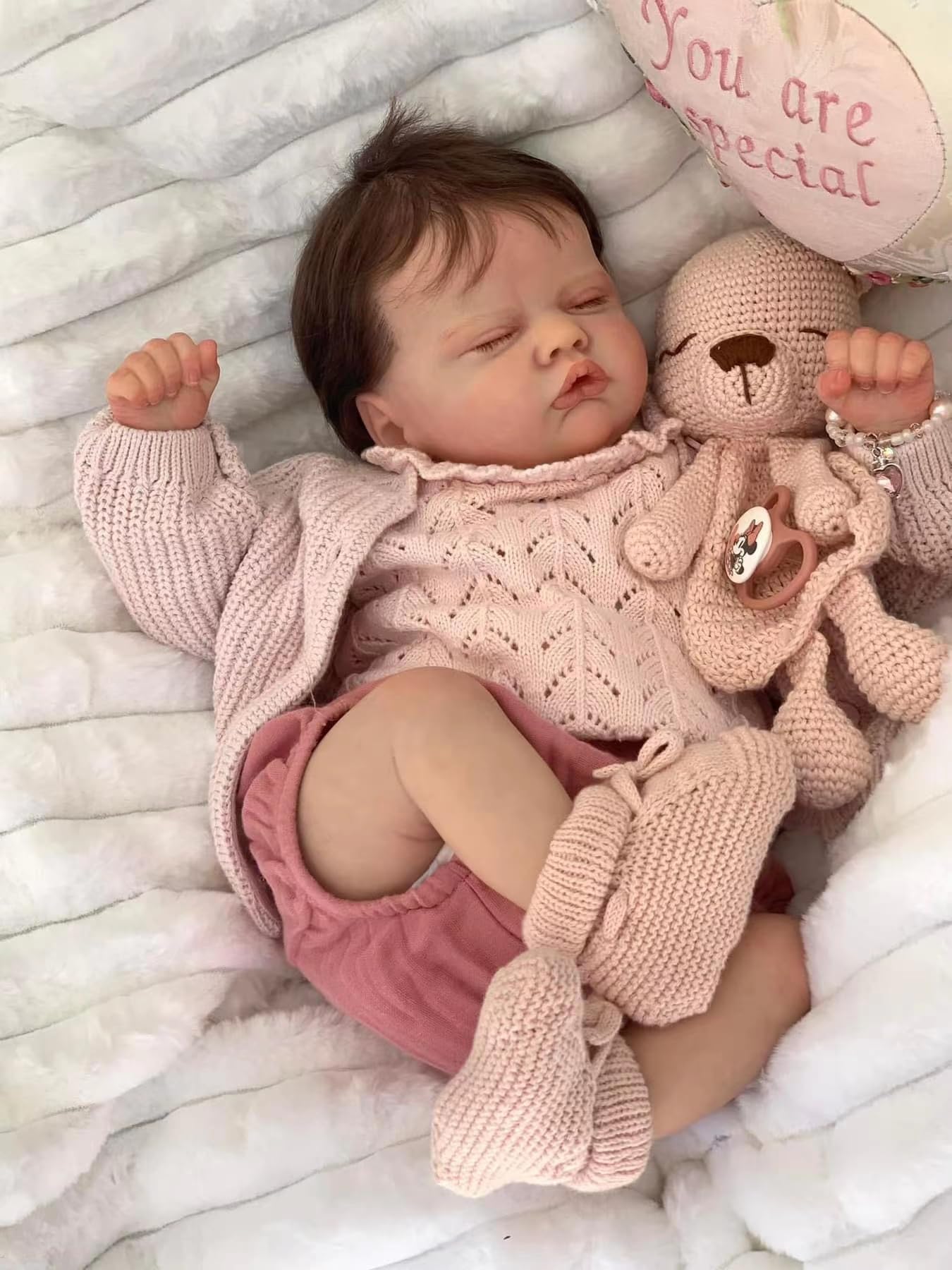 Maihao 19-Inch Reborn Baby Dolls Girl Lifelike Baby Dolls Realistic Reborn Doll Girl Soft Body Eyes Closed Newborn Real Life Baby