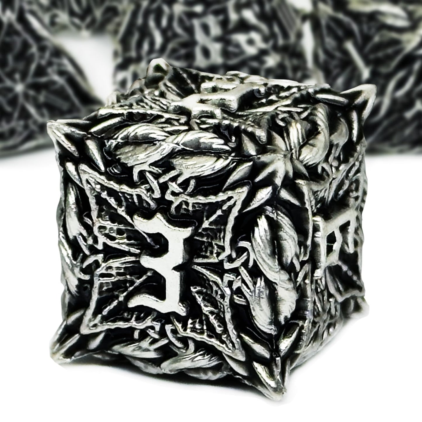 Haomeja Dnd Metal Dice Set - Leaf Vine Design, 7-Piece Polyhedral Dice For Dungeons And Dragons (Silver, Black)