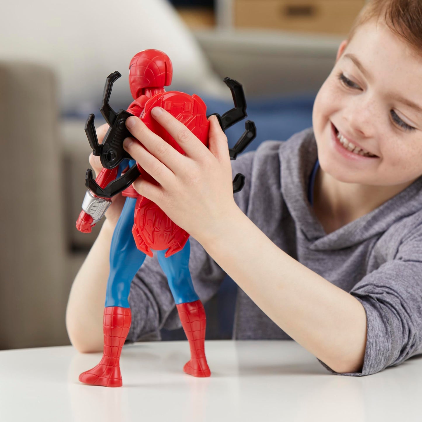 Marvel Spider-Man Thwip Blast Spider-Man Action Figure with Accessories  11-Inch-Scale Super Hero Toys for Kids Ages 4 and Up