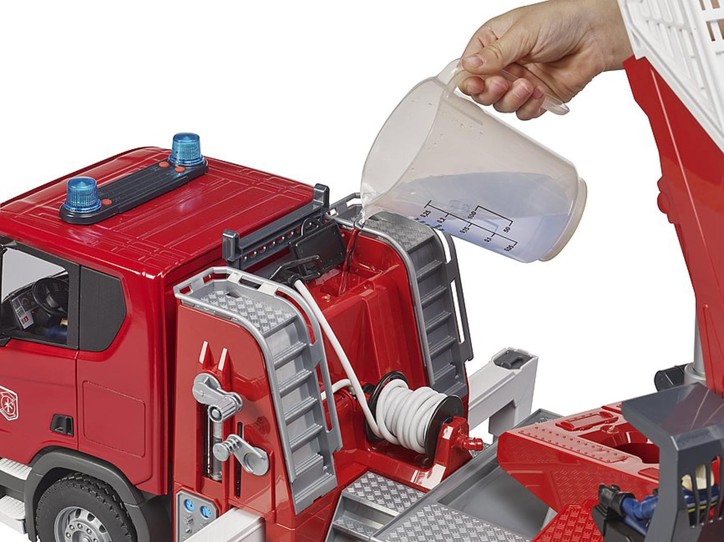 Bruder - SCANIA Super 560R Fire engine w water pump and L&S module (Replaces 03590)