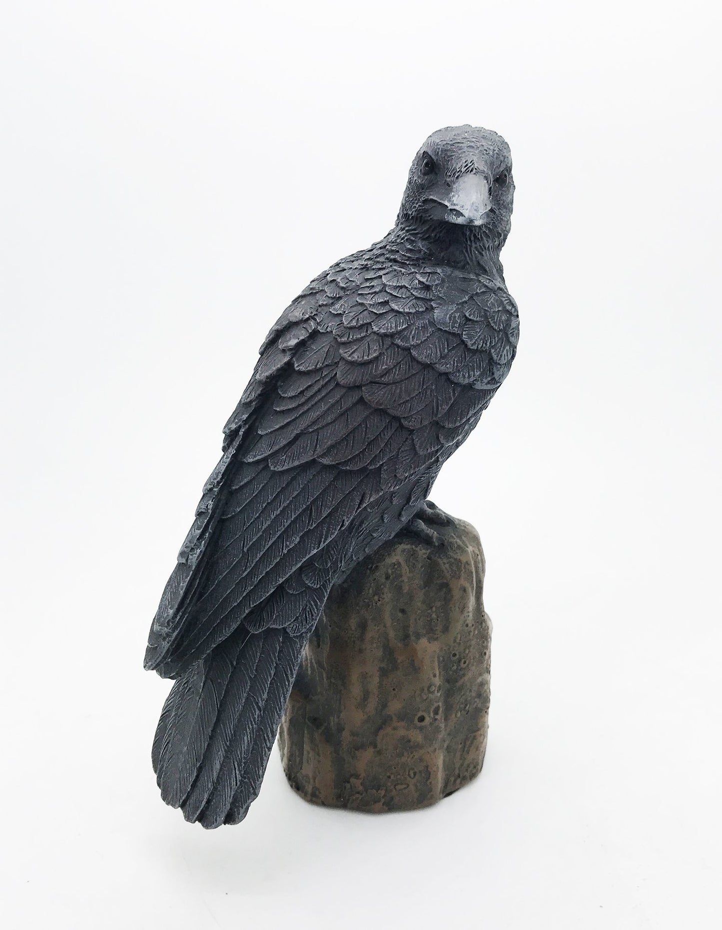 Pacific Giftware Dark Raven Crow Perched On Tree Stump Collectible Figurine Lifelike Colors 6 Inch Halloween Haunted House Evil Decor
