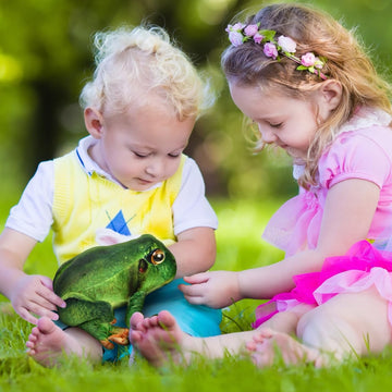Madzee Plush Realistic Frog Stuffed Animal Toy 9 Inches, Soft Plushie Christmas Birthday Gifts For Boys Girls Kids Toddlers