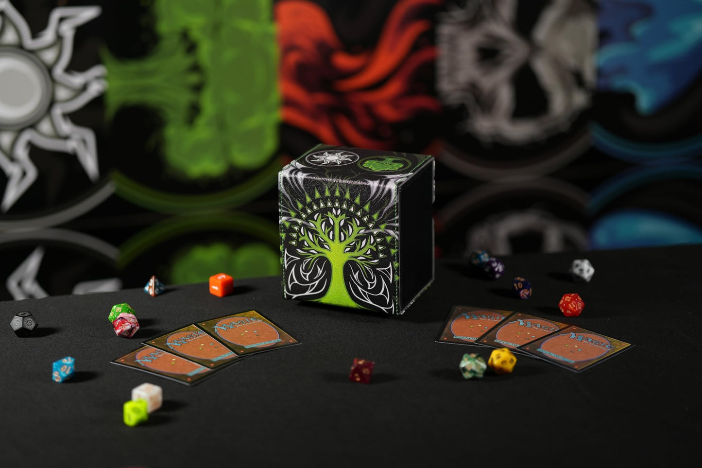 Ai protective covering MTG Commander 100+ Card Custom Art Deck Box With Storage (Green/White)