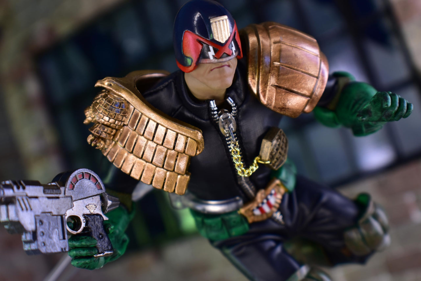 Hiya Toys 1:12 Scale Cursed Earth Judge Dredd Action Figure, 6" Multicolor, Model ESJ0273