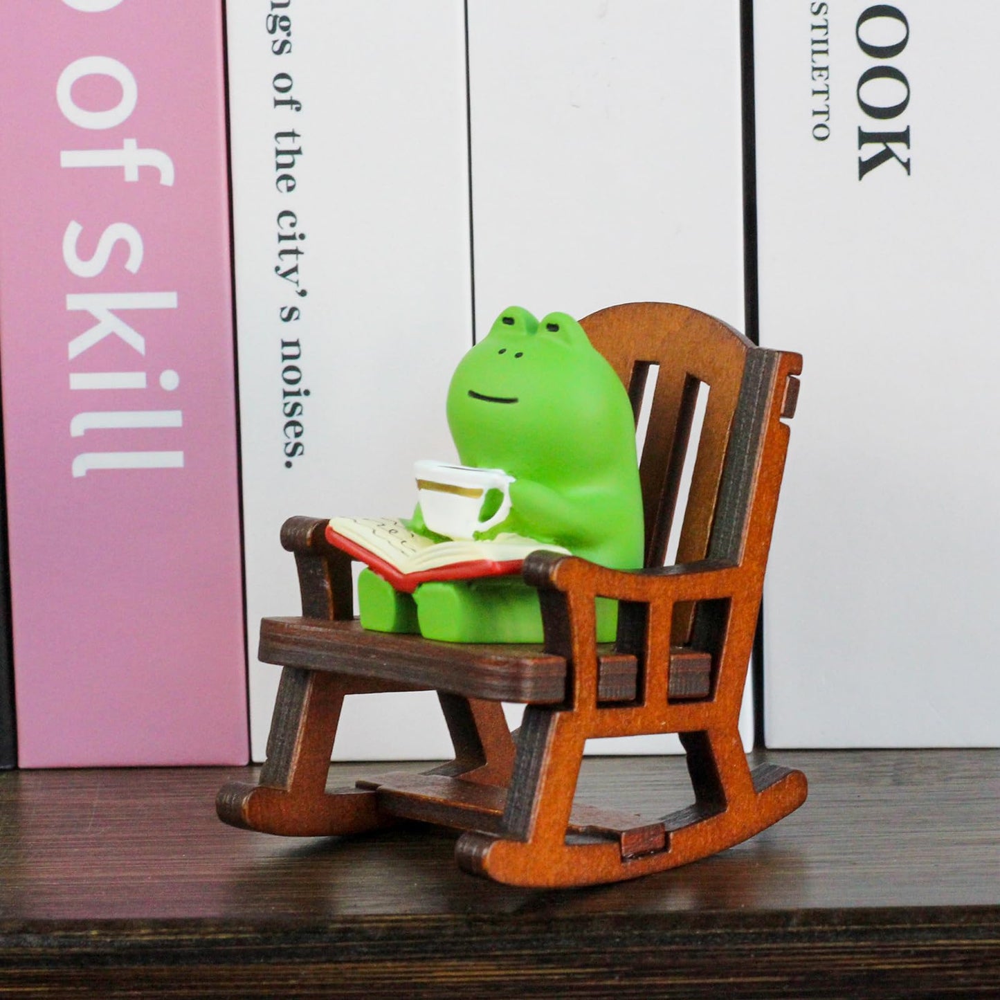 Refintural Miniature Frog Figurines - Funny Frog Sculpture For Shelf, Desk Decoration - Frog Desk Accessories - Perfect Cute Fro