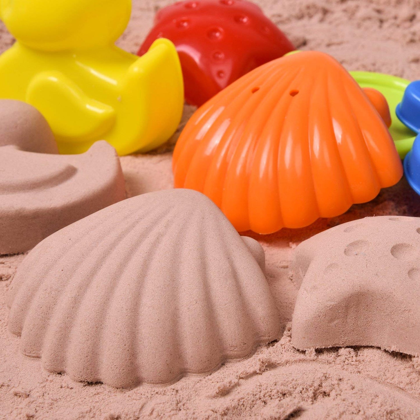 Beach Toys, 19 Piece Sand Toys Set Kids Sandbox Toys Includes Water Wheel Beach Tool Kit Bucket Watering Can Molds Sand Toys Mes