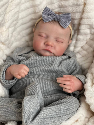 Fockof Realistic Reborn Baby Dolls Girl 17-Inch Soft Vinyl Lifelike Real Life Baby Dolls Babe Reborn Accessories For 3+ Years Old (Gray)