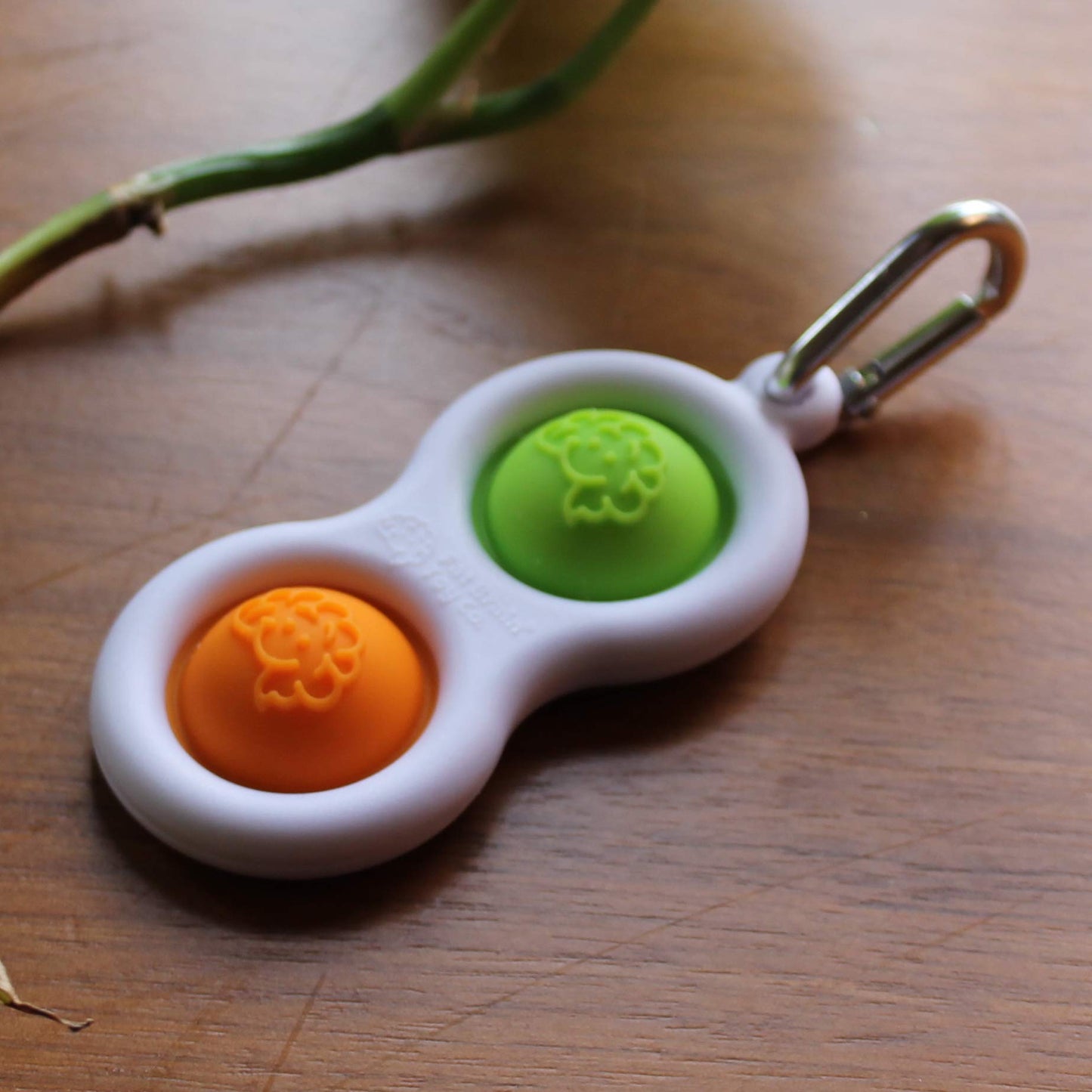 Fat Brain Toys Simpl Dimpl - Simple Dimple - Orange/Lime - Popping Fidget Keychain