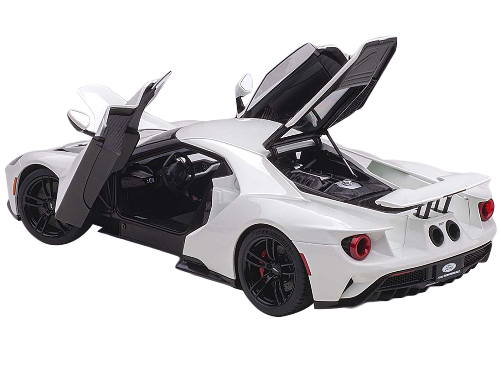 2017 Ford Gt Frozen White 1/18 Model Car By Autoart