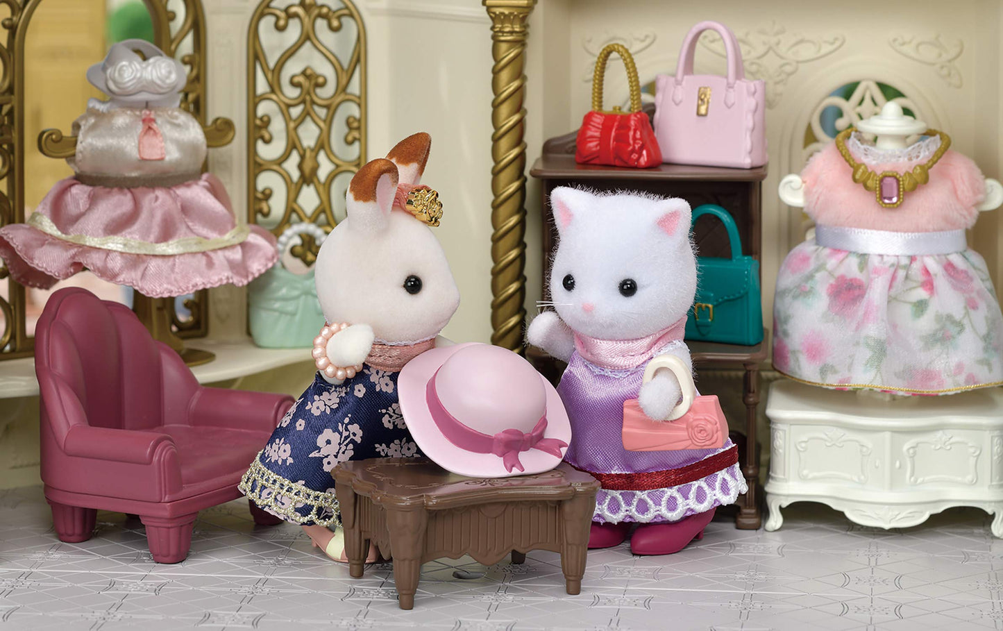 Calico Critters Fashion Playset, Town Girl Series - Persian Cat: Dress Up Your Critter In Stylish Outfits!