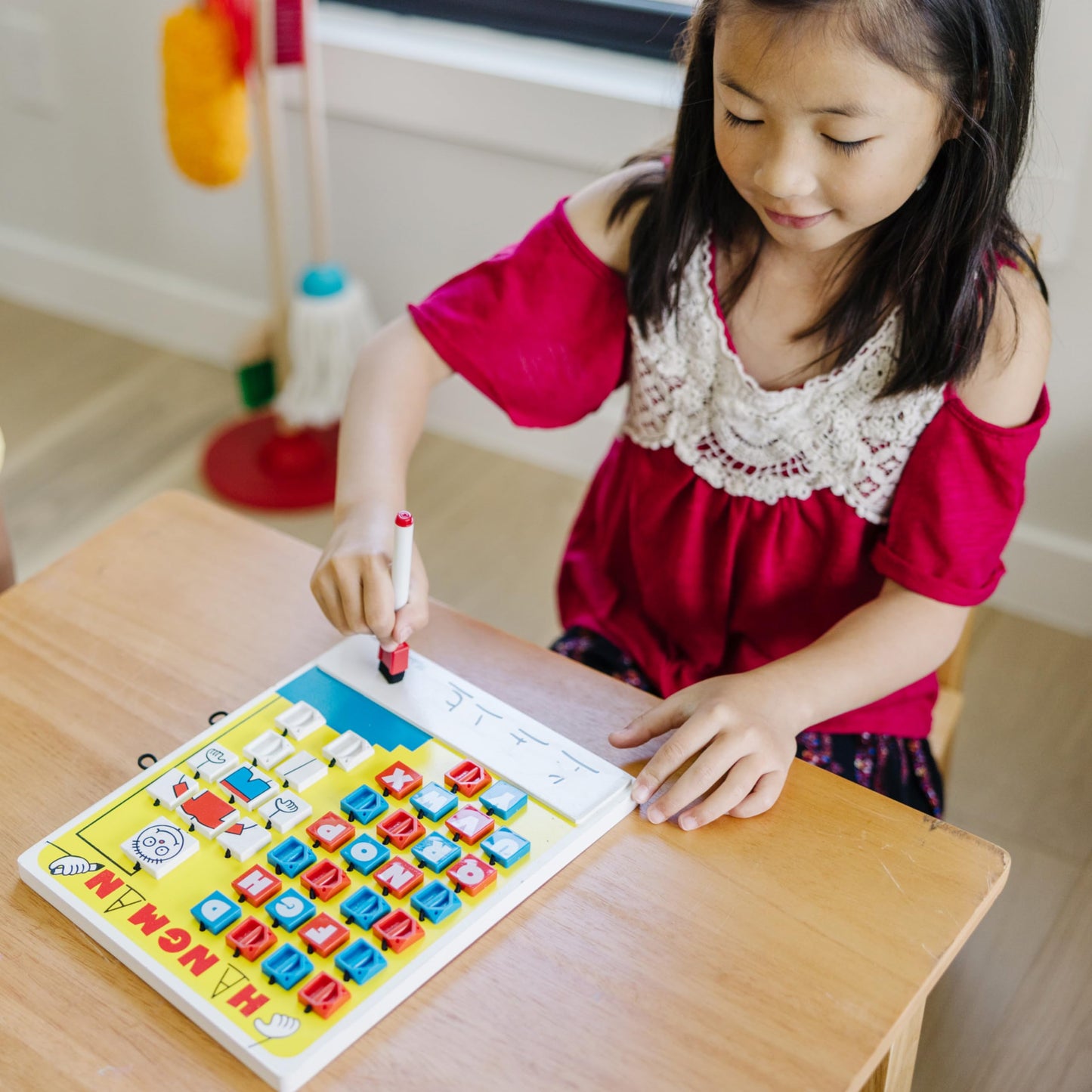 Melissa & Doug Travel Hangman Game - Whiteboard, Dry-Erase Marker, 11.7"x8.7"x1.4", Plastic, Model 2095