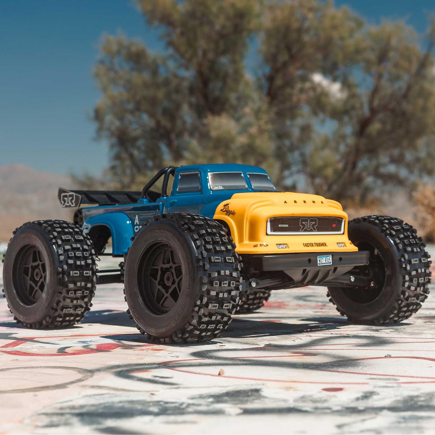 ARRMA Notorious 1/8 4X4 6S BLX BRUSHLESS V6 Stunt Truck RTR - Blue, ARA8611V6T2, Battery & Charger