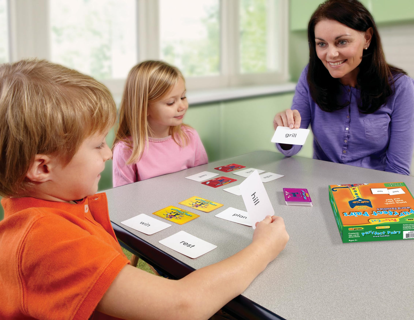 Edupress Pete The Cat Purrfect Pairs Game: Word Families (Ep-3532), Ep63532