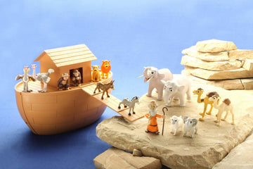 Bible Toys Noah's Ark Playset - 17 Pieces with Noah & 14 Animals, Medium Size, Multicolor Plastic