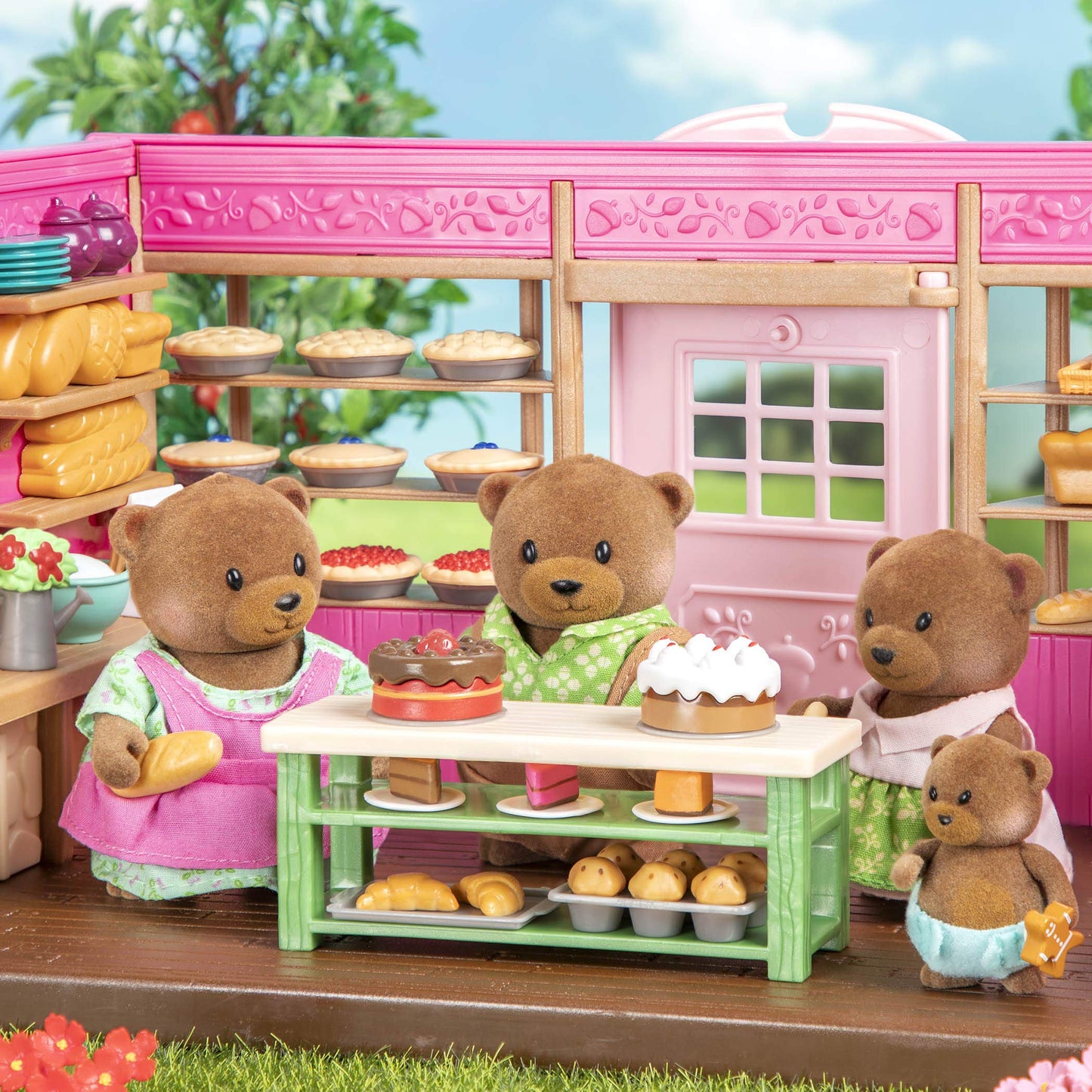 Lil Woodzeez - Healthnuggle Bear Family Set - 4 Collectible Doll Figures with Storybook - Encourages Imaginative Pretend Play -