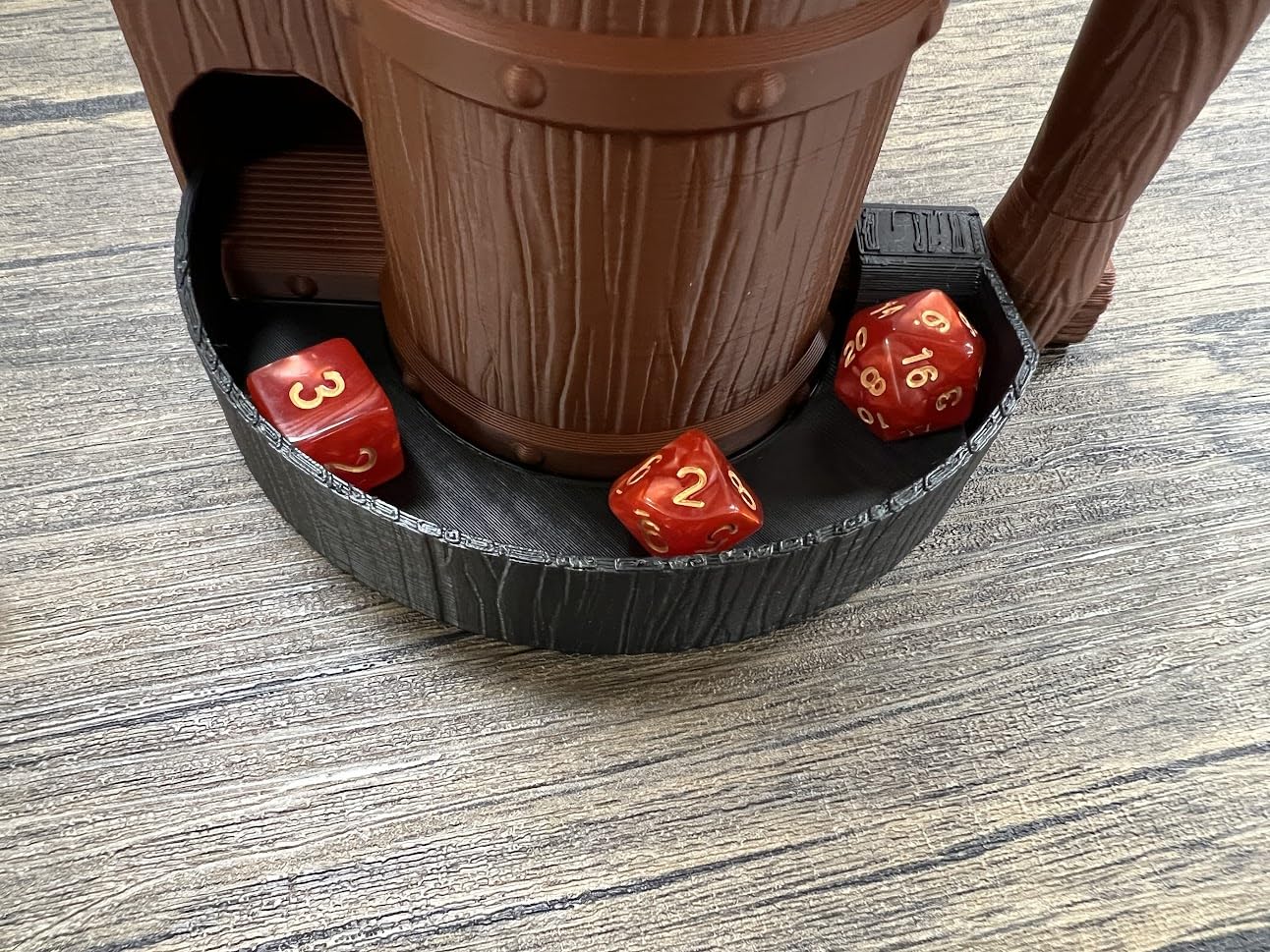 Munnygrubbers - Mug Dice Tower - No Paint Odorless Insulated Cup Can Dice Tower - (Random 7Pcs D20 Dice Set Included) - Dice Jail - Dice Holder - Dungeons And Dragons - Dnd Gift - (Tray Add-On)