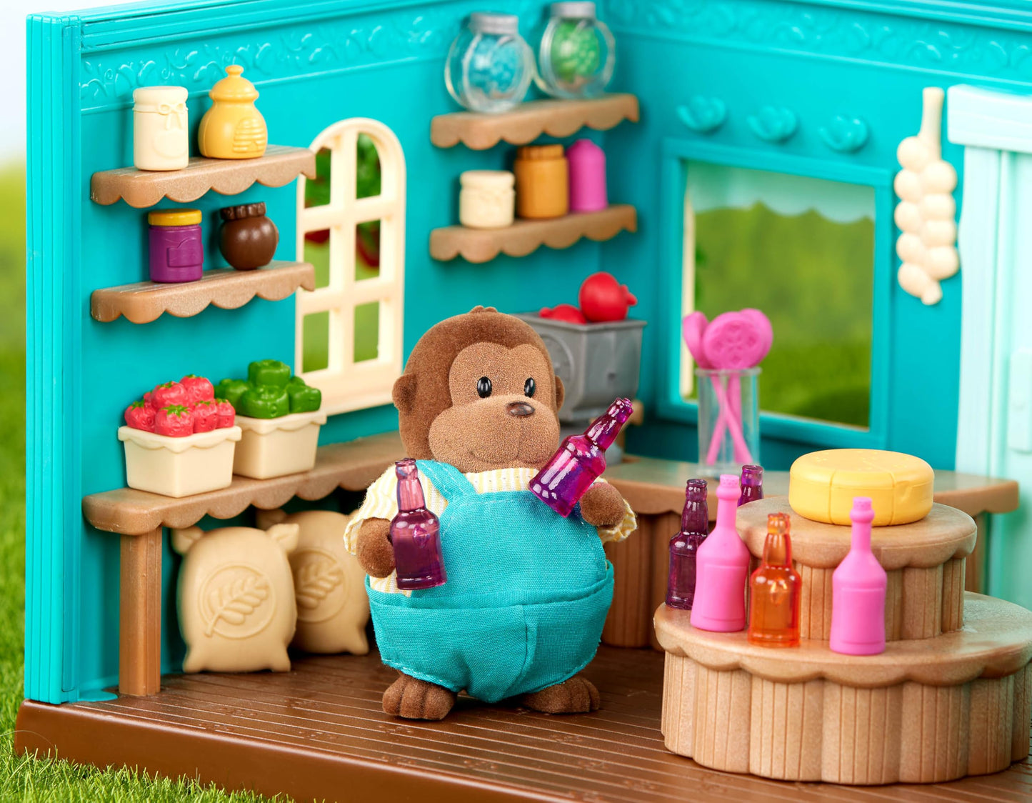 Li'L Woodzeez – The O'Funnigan Monkey Family – Set Of 4 Collectible Posable Monkey Figures With Storybook – Pretend Play Doll Figures – Gift Toy For Kids Age 3+